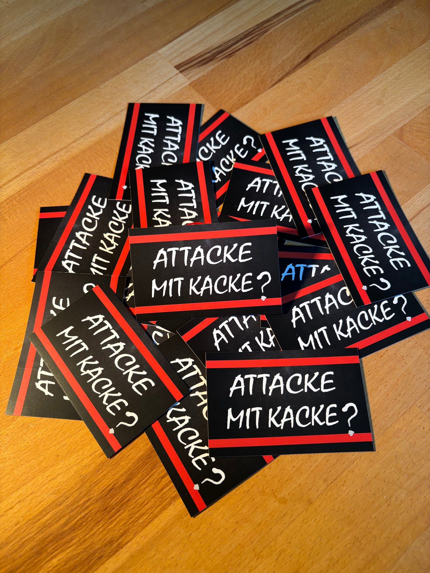 Sticker "Attacke mit Kacke"