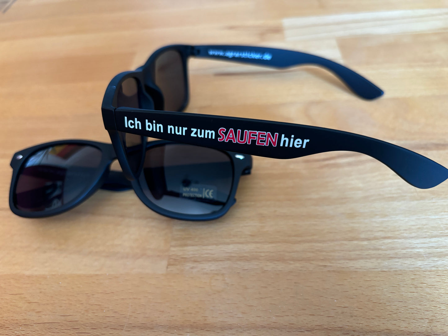 Sonnenbrille "Ich bin nur zum Saufen hier"