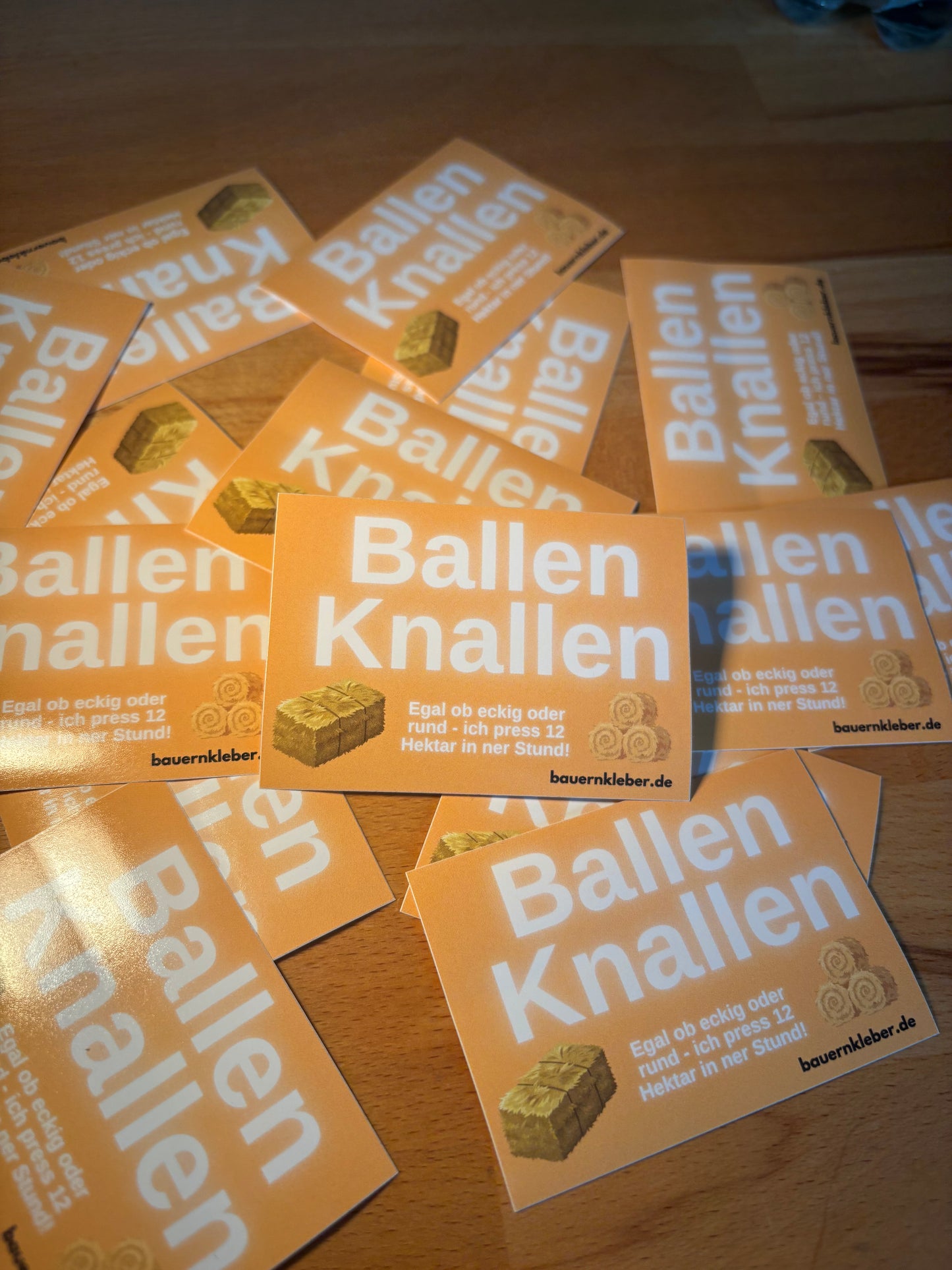 Sticker "Ballen Knallen"