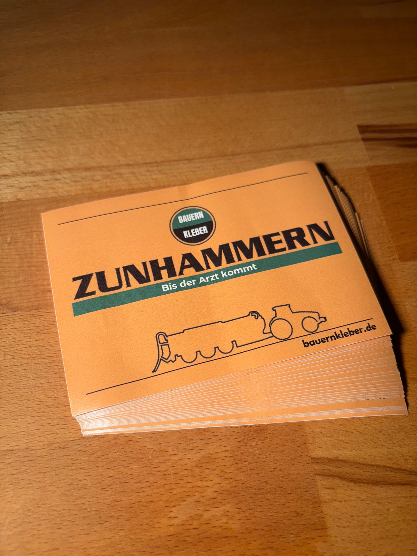 Sticker "Zunhammern bis der Arzt kommt"