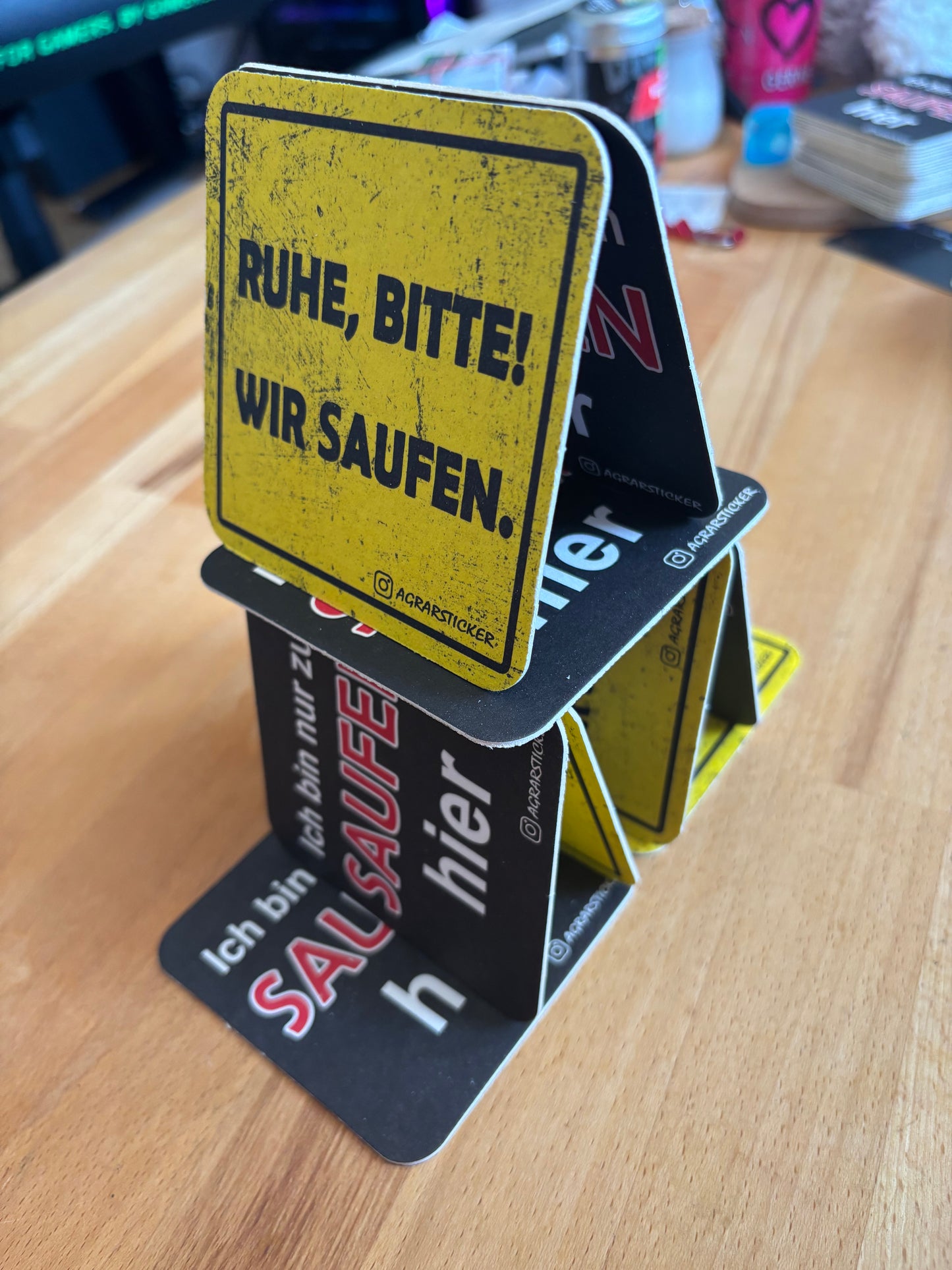 Bierdeckel "Ich bin nur zum Saufen hier"
